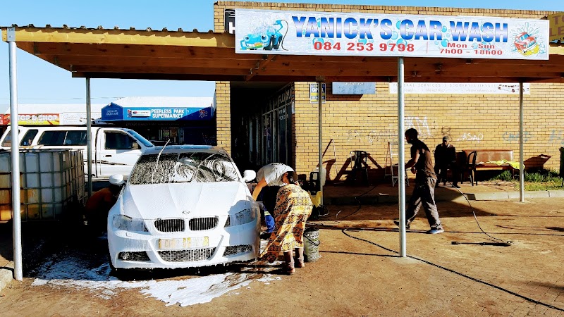 Yanick's Car Wash